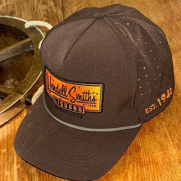 Wendell Smith’s Liquors ? Nashville Est 1946 Patch Trucker ? Hat main image 15